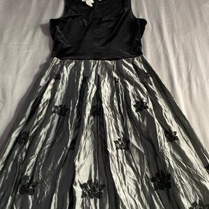 Elegant Black and Gray Floral Women's Dress